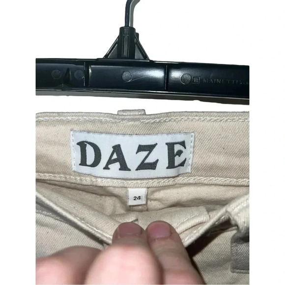 1784. DAZE HIGH WAIST STRAIGHT LEG ANKLE STYLE DENIM JEANS OATMEAL IN COLOR 24 - Picture 5 of 9